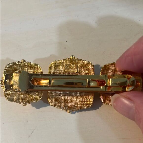 Vintage Victorian Style Costume Gold&White Center  Hair Barrettes Set of 2 - Picture 5 of 7